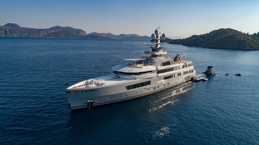 MotorYacht Cloudbreak